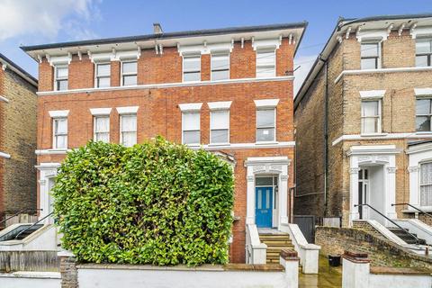 3 bedroom flat for sale, Penford Street, Camberwell