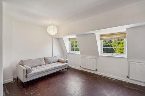 2 bedroom flat for sale, High Street, Chalfont St Peter SL9