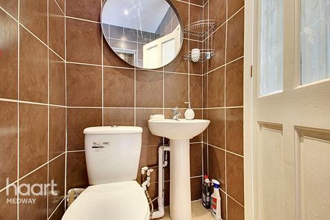 60 Barnsole Road, Gillingham, ME7 4DX