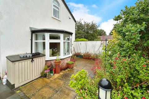 2 bedroom end of terrace house for sale, Pinfold Mews, Sale, M33