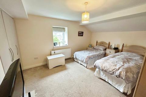 2 bedroom end of terrace house for sale, Pinfold Mews, Sale, M33