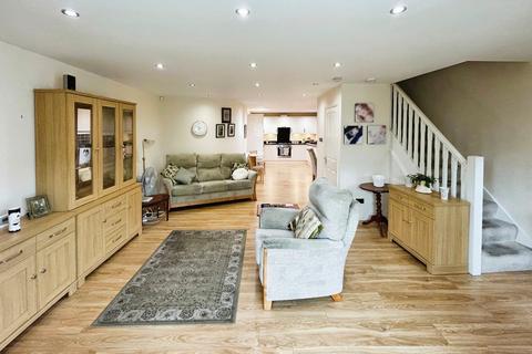 undefined, Pinfold Mews, Sale, M33