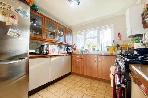 5 bedroom detached house for sale, Darbys Hill Road, Tividale B69