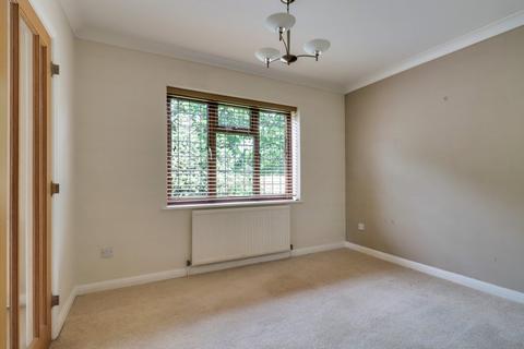20 Parsons Lawn, Shoeburyness, Southend-on-sea, SS3 8BN