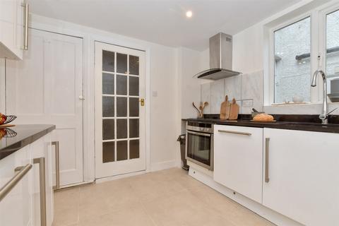 174 Dalmally Road, Croydon, CR0 6LX