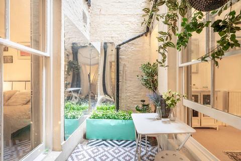Basement Flat, 23 Clanricarde Gardens, London, W2 4JL