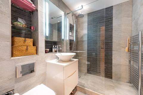 Basement Flat, 23 Clanricarde Gardens, London, W2 4JL