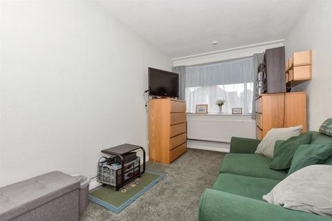 67 Heathview Avenue, Dartford, DA1 3QB