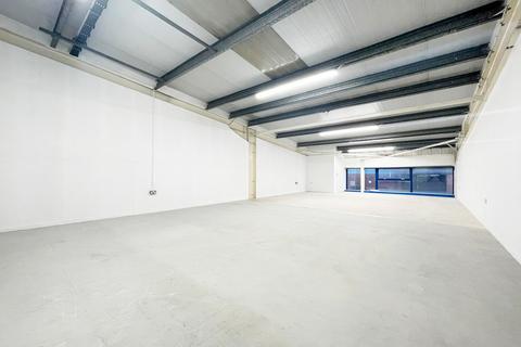Industrial unit to rent, 18 Wadsworth Road, Privale, Greater London, UB6