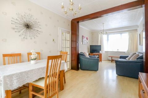 3 bedroom terraced house for sale, Lombard Avenue, EN3