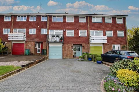 4 bedroom townhouse for sale, Wentworth Close, Nascot Wood