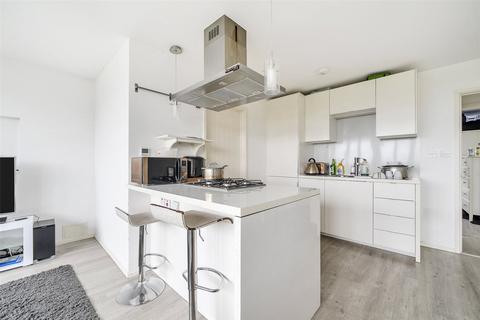 2 bedroom flat for sale, Hazel Grove, London, SE26