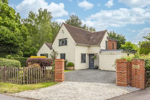 Meadow View Hare Lane, Lingfield, RH7 6JB