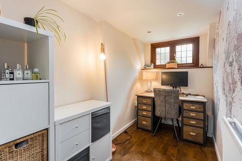 Meadow View Hare Lane, Lingfield, RH7 6JB