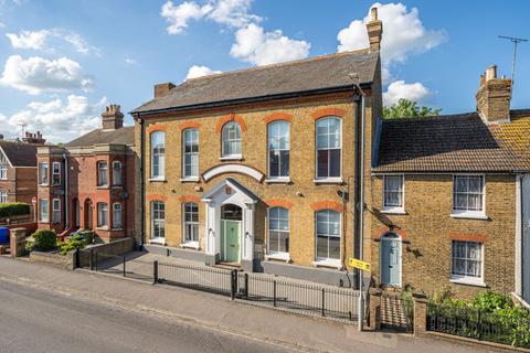 4 bedroom terraced house for sale, East Street, Faversham, ME13