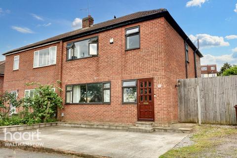 5 bedroom semi-detached house for sale, Eatons Mead, Chingford