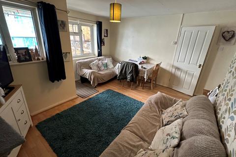 1 bedroom flat for sale, Walden End, Stevenage SG1