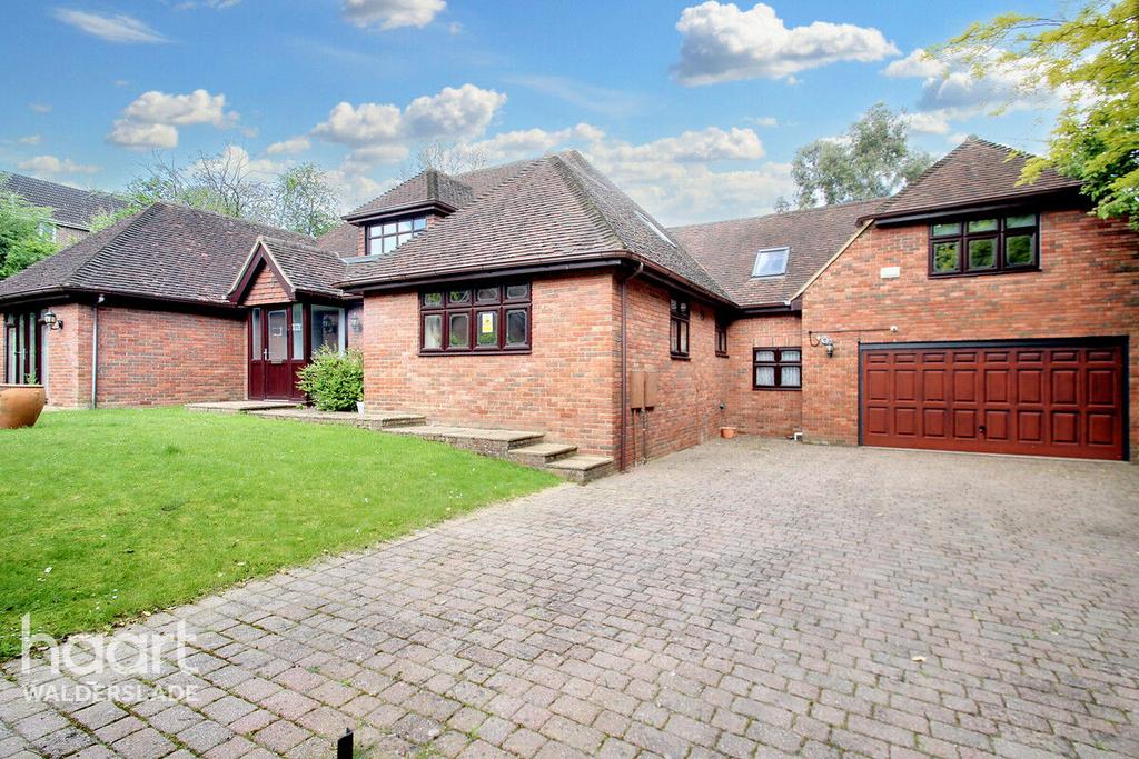 Boxley Road, Walderslade, Chatham 4 bed detached house for sale £950,000