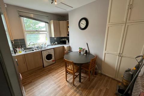 2 bedroom duplex for sale, Darnley Street, Gravesend, Kent, DA11