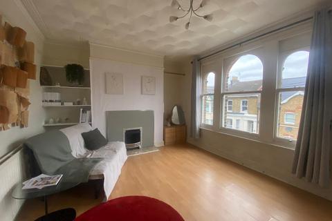 2 bedroom maisonette for sale, Darnley Street, Gravesend, Kent, DA11