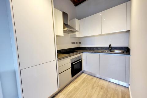 1 bedroom flat to rent, Water Street, Stockport, Greater Manchester, SK1