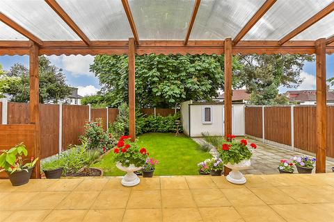 4 bedroom semi-detached house for sale, Rochester Gardens, Ilford, Essex