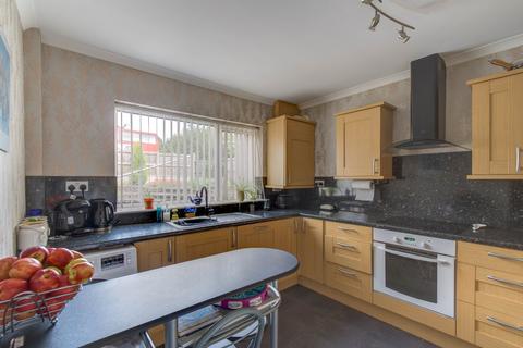3 bedroom end of terrace house for sale, Redditch Road, Kings Norton, Birmingham, West Midlands, B38