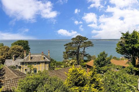2 bedroom detached house for sale, Heatherwood Park Road, Totland Bay, Isle of Wight