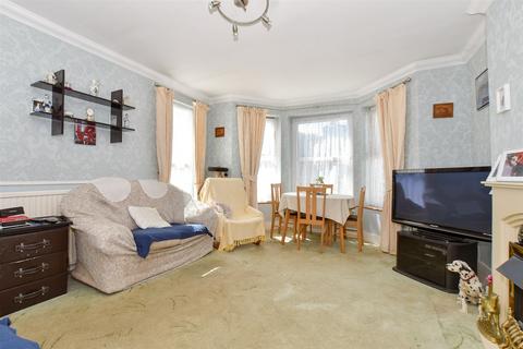 2 bedroom flat for sale, Hope Road, Shanklin, Isle of Wight