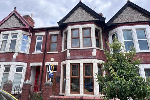 4 bedroom terraced house for sale, Gladstone Road, Barry, CF62