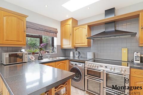 115 Queens Road, North Weald, Epping, CM16 6JQ