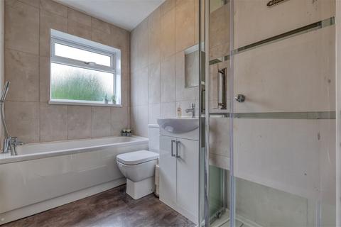 5 Chandlers Close, Redditch, B97 5HU