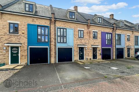3 bedroom townhouse for sale, Brigade Grove, Colchester, CO2