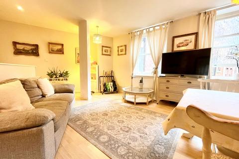 1 bedroom apartment to rent, Harewood Street,  Leeds, LS2