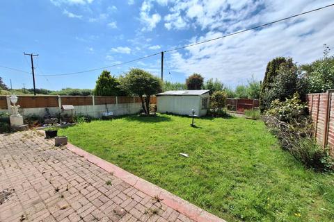 2 bedroom detached bungalow for sale, Drift Lane, Selsey