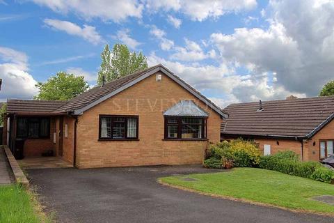 2 bedroom detached bungalow for sale, Coton Road, Goldthorn Hill, Wolverhampton, WV4