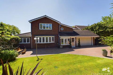 7 Burges Close, Hornchurch, RM11 3PP