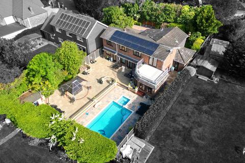 7 Burges Close, Hornchurch, RM11 3PP