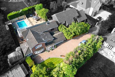 7 Burges Close, Hornchurch, RM11 3PP