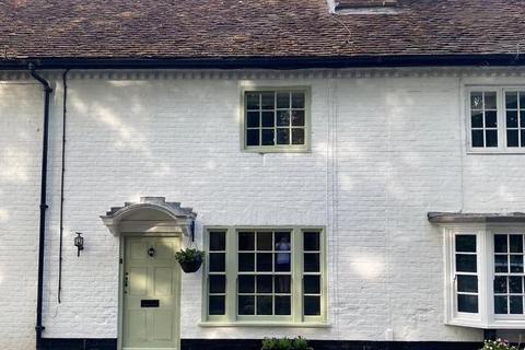 2 bedroom terraced house for sale, Wargrave Road, Henley-on-Thames RG9