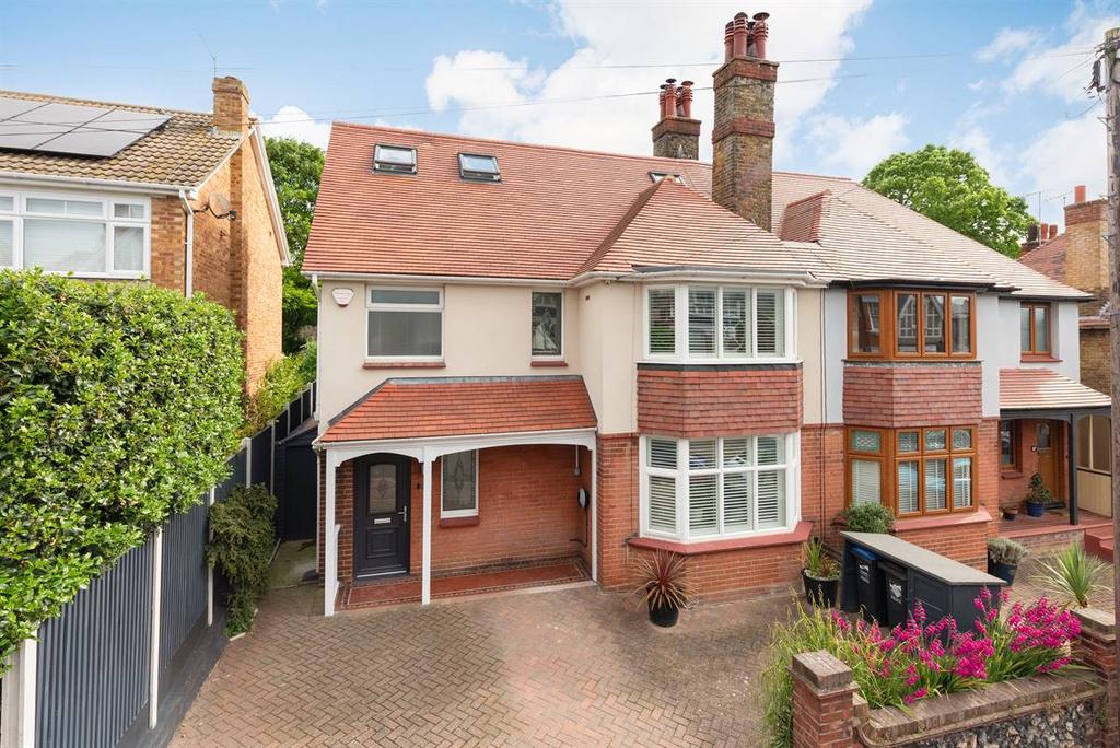 Pierremont Avenue, Broadstairs 4 bed semidetached house for sale £