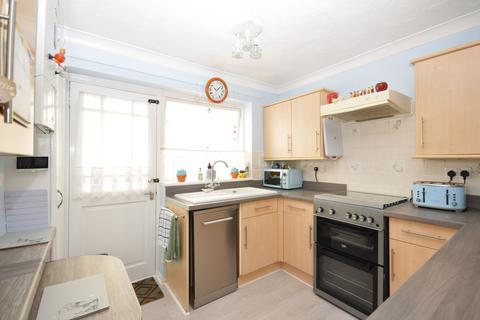 35 Buttermere Close, Folkestone, CT19 5JH