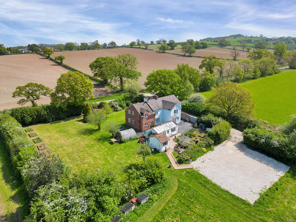 Loughborough LE12 6 bed detached house for sale £1,200,000