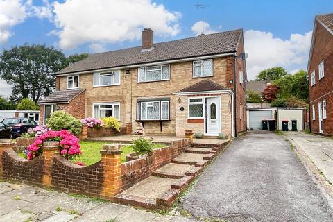 4 bedroom semi-detached house for sale, Lambourne Close, Furnace Green, Crawley, West Sussex