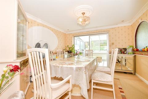 4 bedroom semi-detached house for sale, Lambourne Close, Furnace Green, Crawley, West Sussex