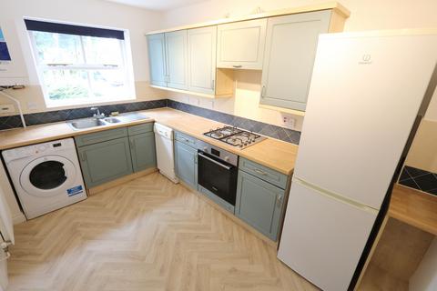 3 bedroom end of terrace house for sale, Swallow Close, Chafford Hundred