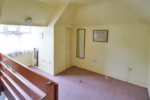 2 bedroom detached bungalow for sale, Chaldon Way, Coulsdon