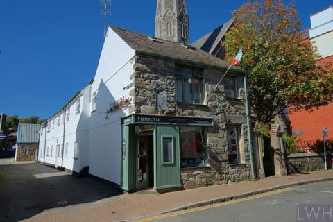 Retail property (high street) for sale, 21 Stryd Penlan Street, Pwllheli