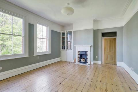 3 bedroom apartment for sale, Cobham Road, Westcliff-on-Sea, SS0