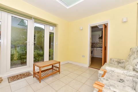 7 Johns Road, Meopham, Gravesend, DA13 0LP